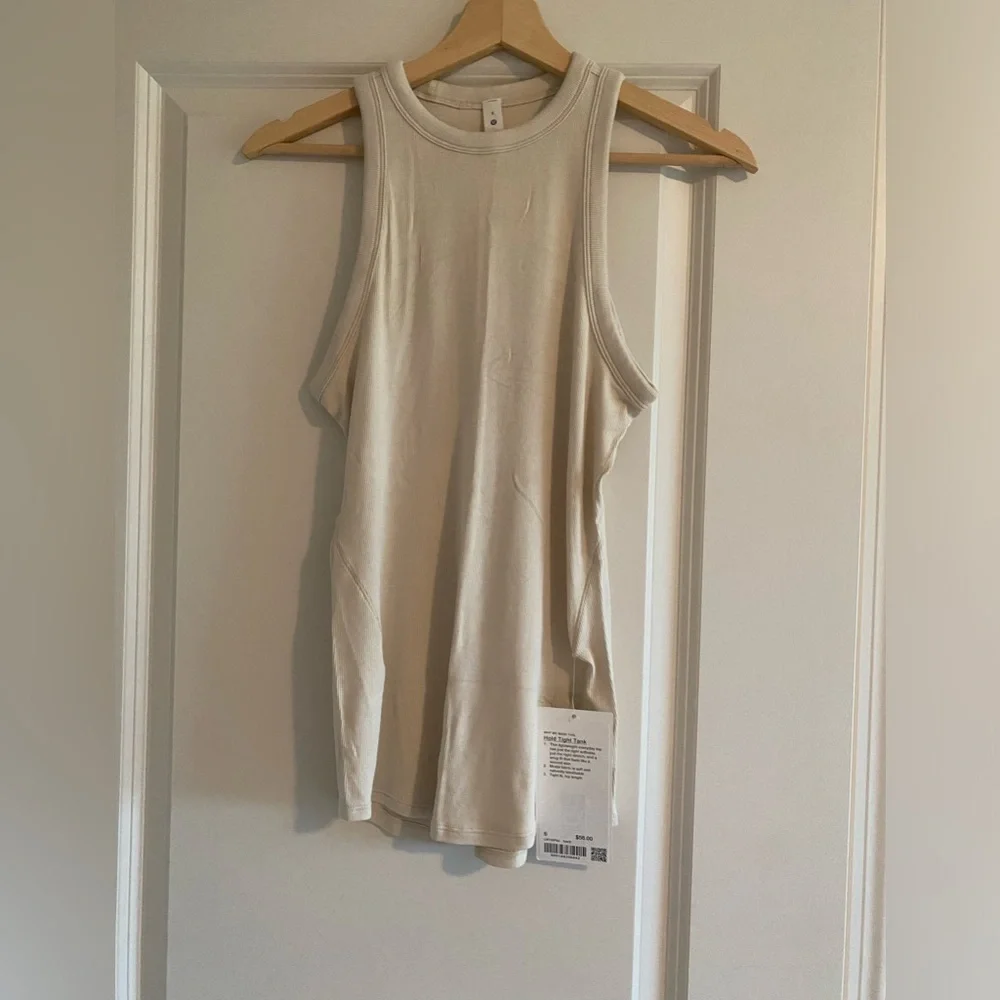 Lululemon Hold Tight Tank Top NATI size 6 New